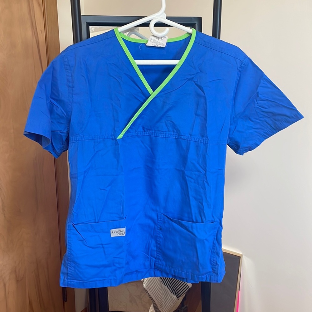 Blue and green scrub top, new, urban scrub, medium